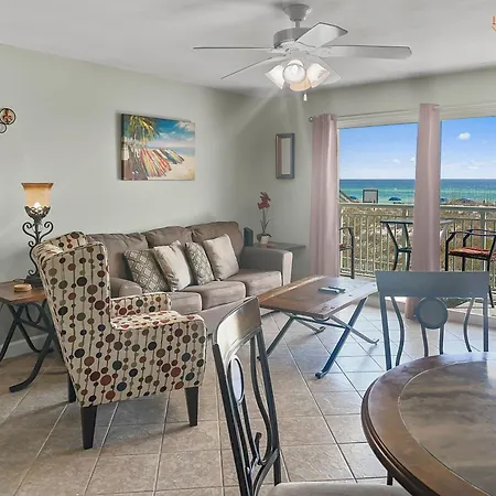 Pi 106 - Beachfront Condo- Low Spring Break Rates!